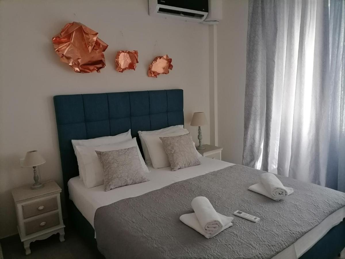 Petrani Suite 1 Néa Péramos Exterior foto