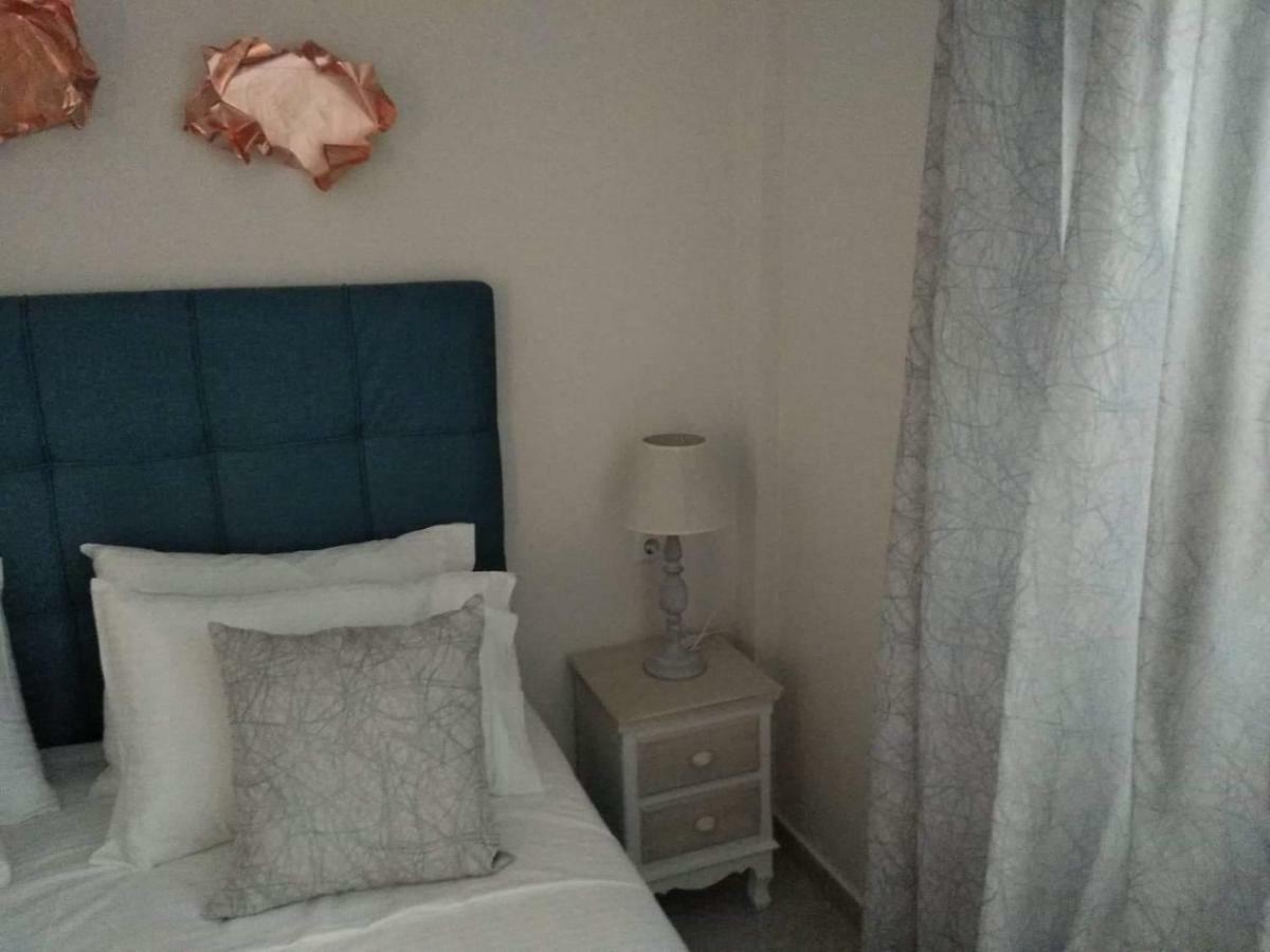 Petrani Suite 1 Néa Péramos Exterior foto